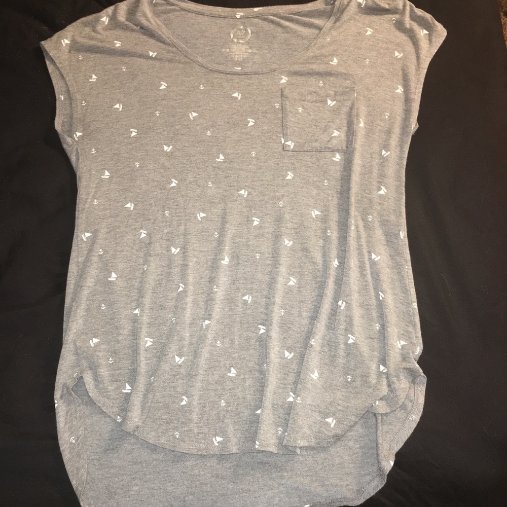 Maurices Gray Sail Boat Tshirt/tank